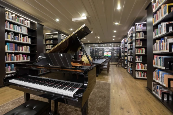 Kazlıçeşme Sanat Kütüphanesi