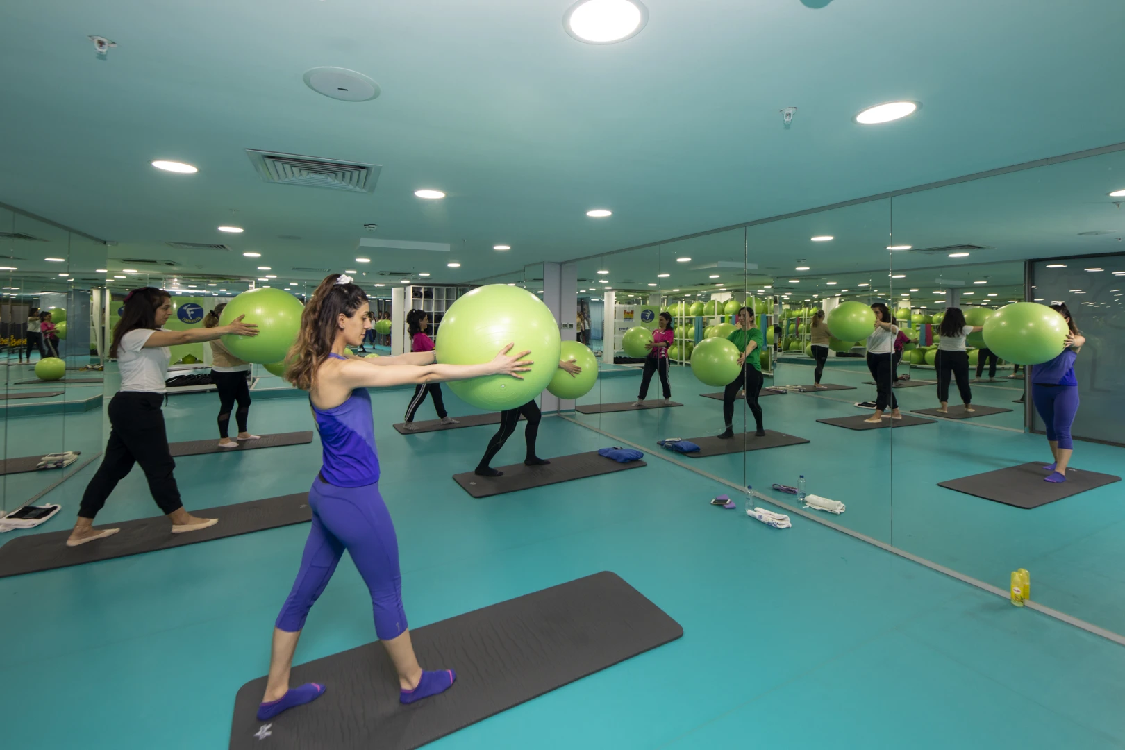 Kadınlara Özel  Spor Salonları