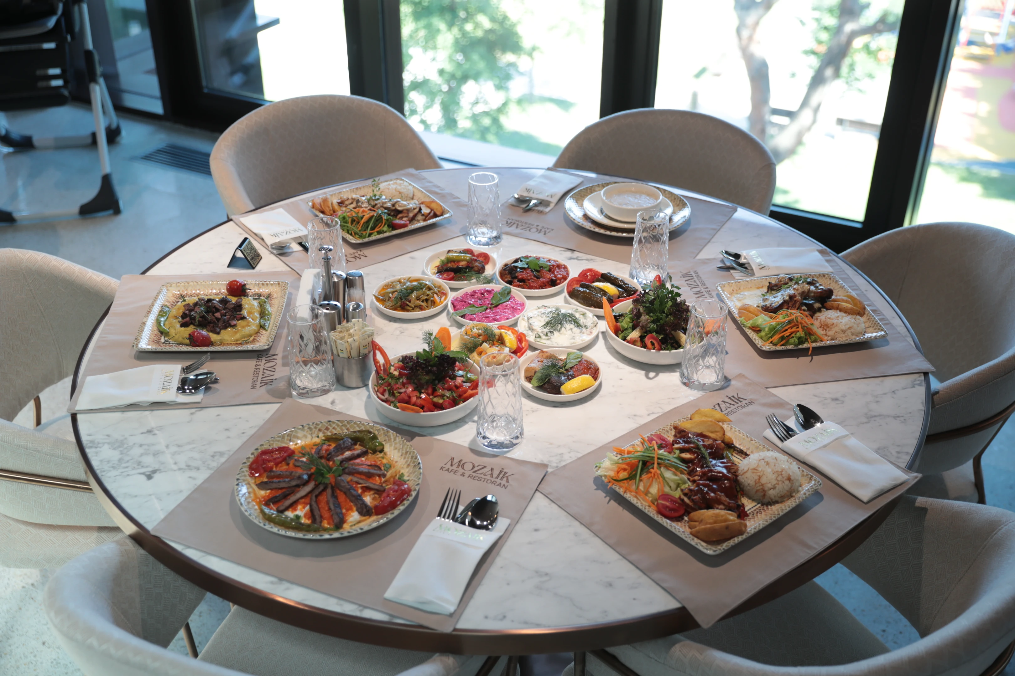 Mozaik Kafe Restoran