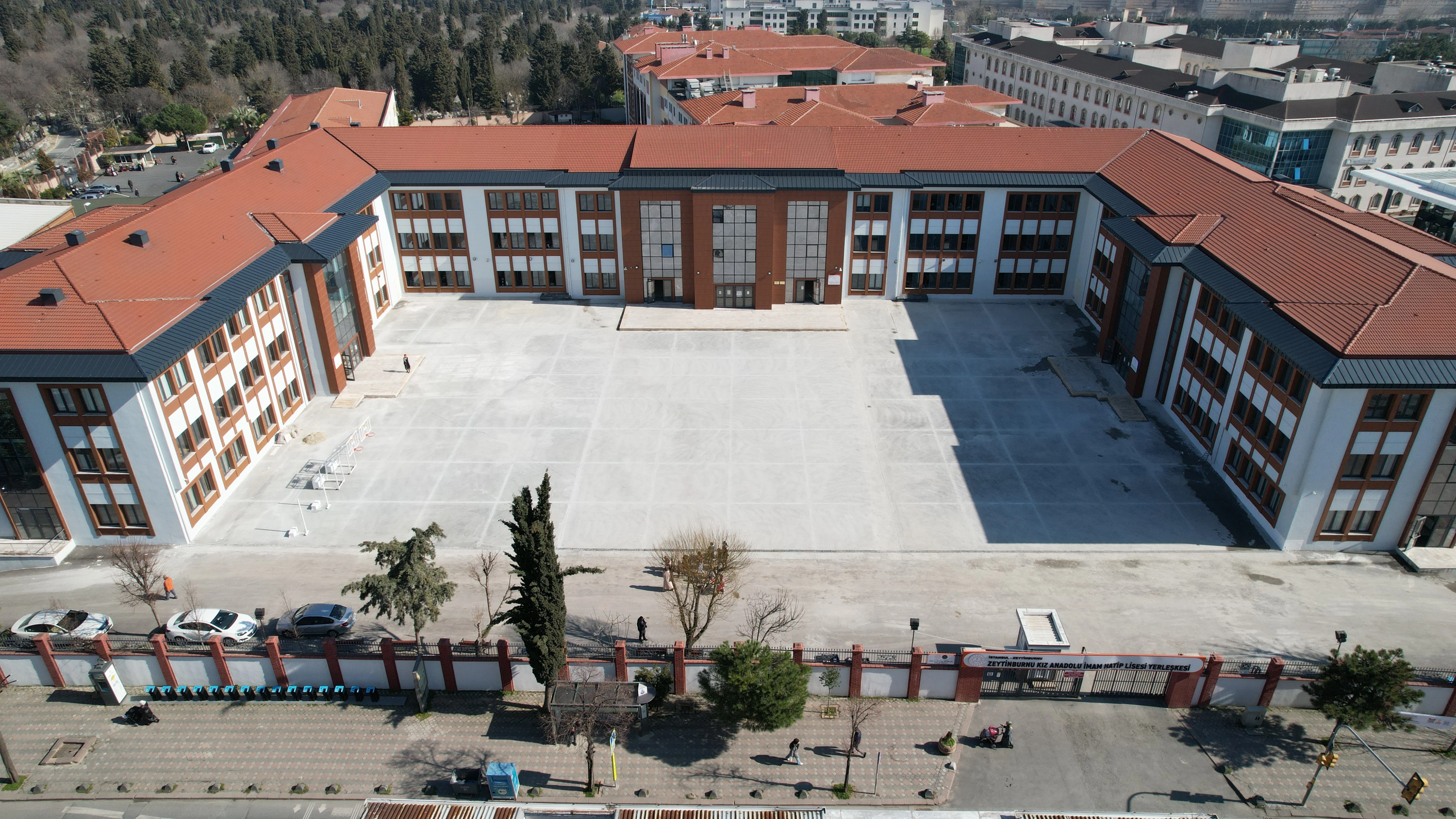 Zeytinburnu Kız Anadolu İmam Hatip Lisesi